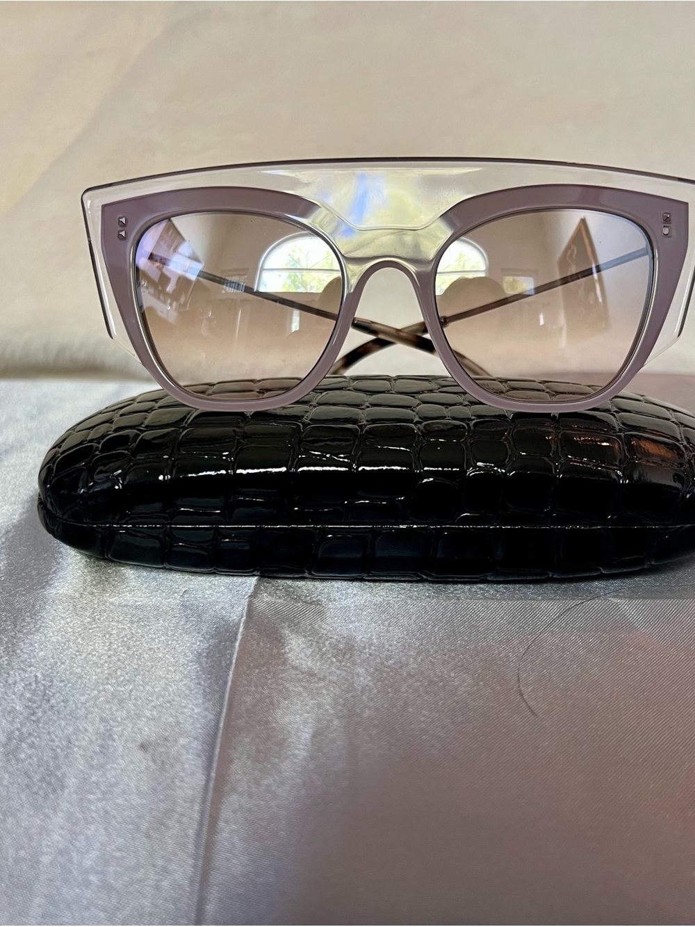 VALENTINO made in Italy, Women’s Oversized Cat-Eye Sunglasses in Lavender